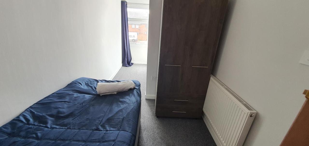 Stoke City House Apartamento Etruria Exterior foto