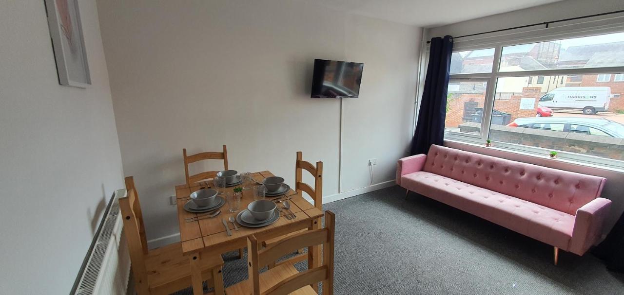 Stoke City House Apartamento Etruria Exterior foto